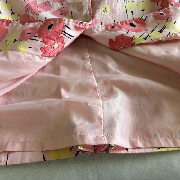 Apostrophe Pink and Red Trench Coat with Vibrant Floral Pattern - Picture 4 of 7